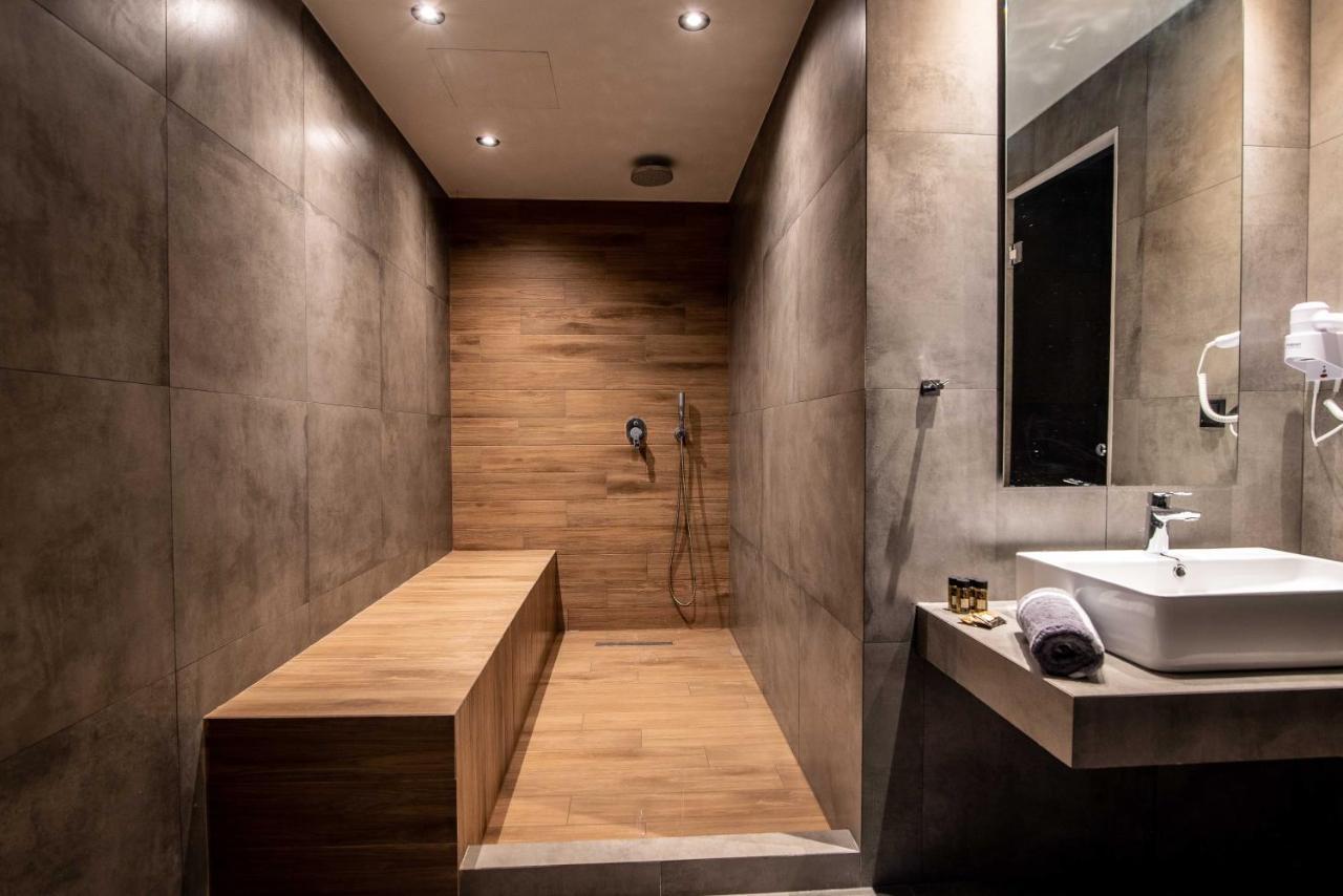 Ruby Rooms Atene Esterno foto