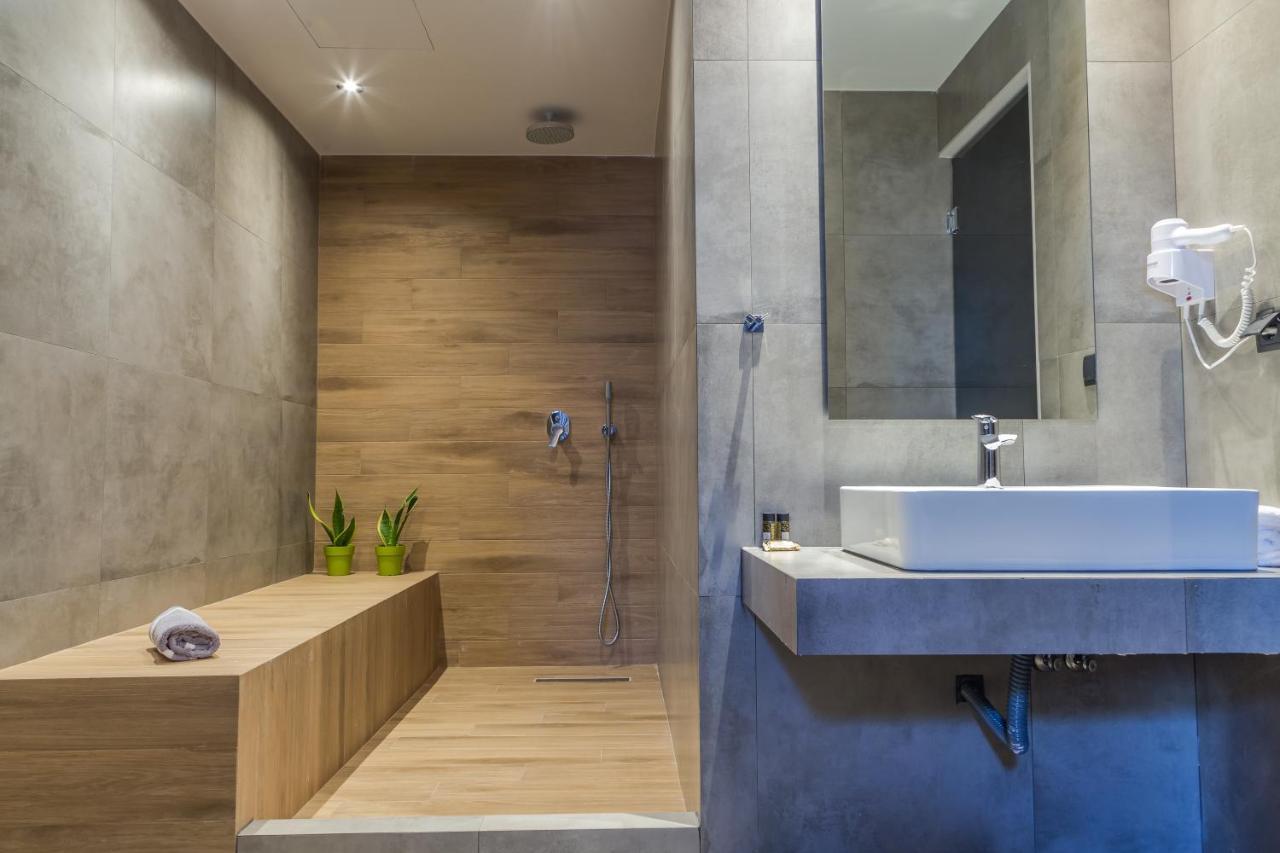 Ruby Rooms Atene Esterno foto